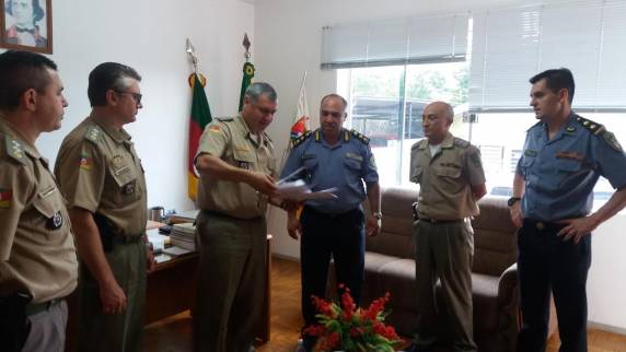 CRPO-FNO recebe em Santa Rosa Comissário General da Argentina - foto 3