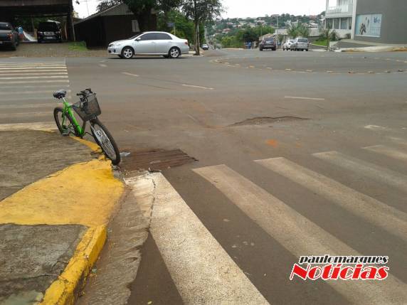 Ciclista fica
ferido depois de uma colisão que envolveu uma caminhonete, em Três de Maio - foto 5