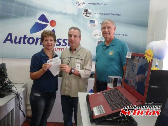 Automassul e Certhil entregam
prêmios do Promocional Três de Maio é Show - foto 2