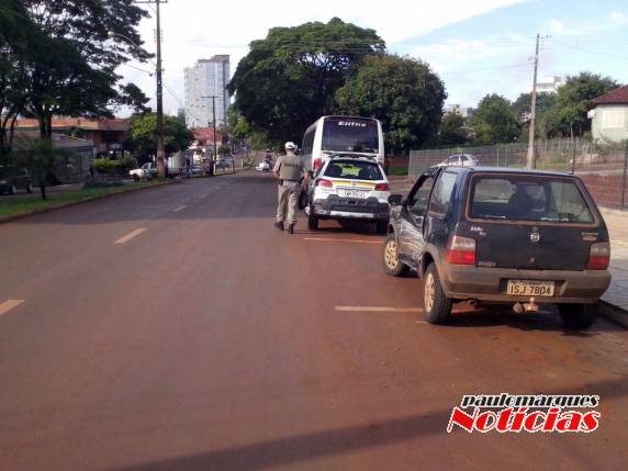 Colisão com danos materiais na Av. Pasqualine em Três de Maio - foto 6