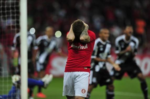 Colorado tinha chance de deixar o Z-4, 

mas resultado manteve equipe atrás do Vitória