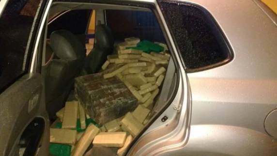 PRF apreende quase meia tonelada de maconha em São Leopoldo - foto 2