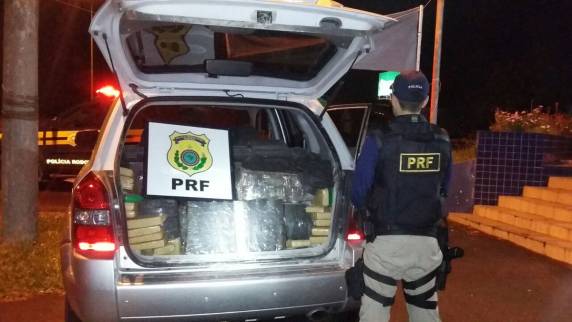 PRF apreende quase meia tonelada de maconha em São Leopoldo - foto 3