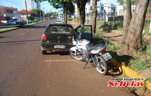 Acidente entre moto e carro
deixa um jovem ferido em Três de Maio - foto 2