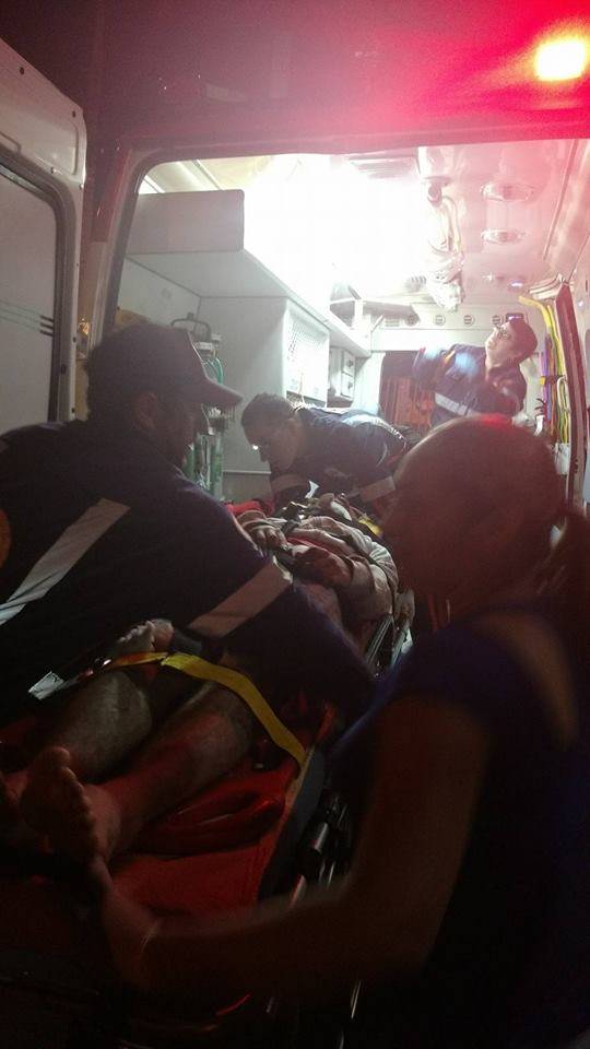 Motociclista fica em estado grave vítima de um acidente no centro de Ijui - foto 5