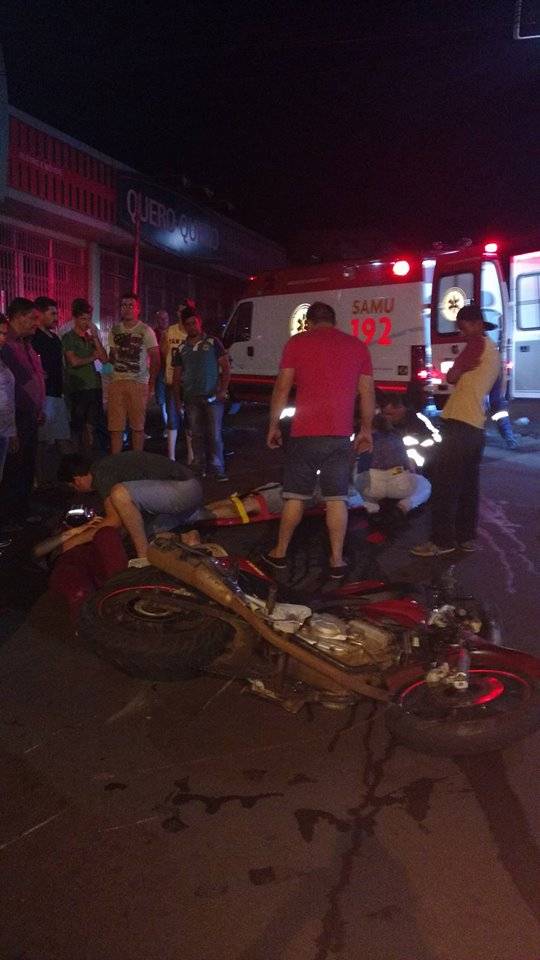 Motociclista fica em estado grave vítima de um acidente no centro de Ijui - foto 4