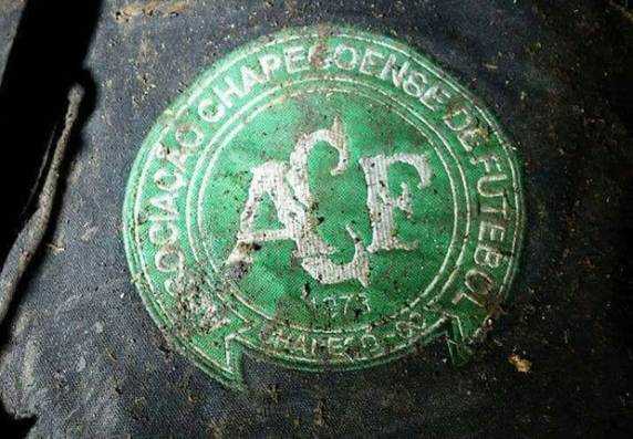 Avião que transportava delegação da Chapecoense sofre acidente na Colômbia - foto 2