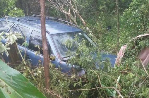 Acidente 

foi por volta das 16h deste sábado (3) no km 361 da rodovia