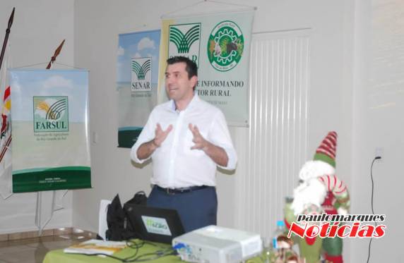 Sindicato Rural encerra
atividades de 2016 em jantar e palestra com renomado economista - foto 2
