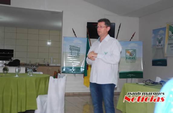 Sindicato Rural encerra
atividades de 2016 em jantar e palestra com renomado economista - foto 3