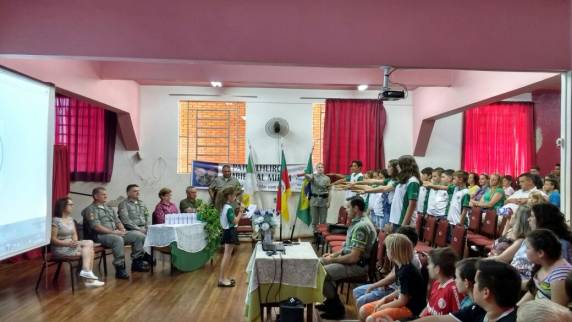 Formatura dos Patrulheiros Ambientais
Mirins em Independência - foto 4