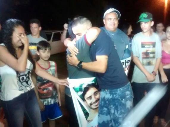 Jogador é um dos sobreviventes da queda de um avião na Colômbia