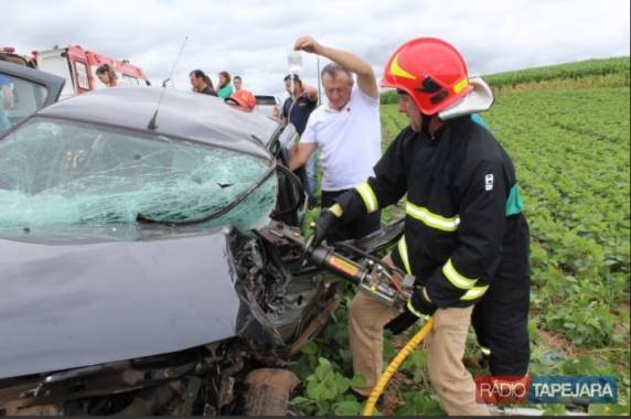 As vítimas 

foram socorridas pelos Bombeiros e pela SAMU