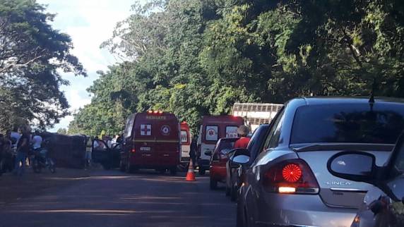 Acidente envolve quatro veículos e deixa dois feridos em Santa Rosa - foto 5
