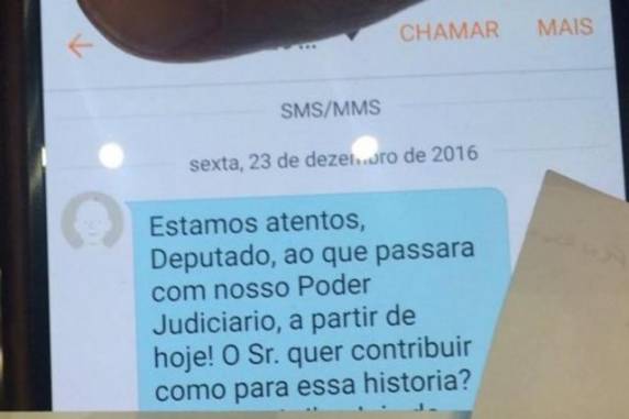Durante a discussão, deputados denunciaram ter recebido ameaças de juízes para votar contrariamente a projeto 

que altera o cálculo dos valores repassados pelo Te