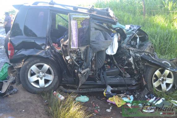 Pajero onde vítimas estavam é de Campo Largo, no Paraná e família viajava com 

destino a Novo Machado na Região Fronteira Noroeste-RS