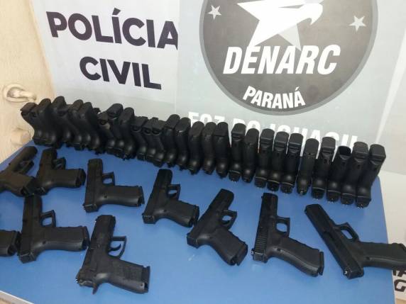 DENARC/PR impede entrada no Brasil de grande quantidade de armas e munições - foto 2