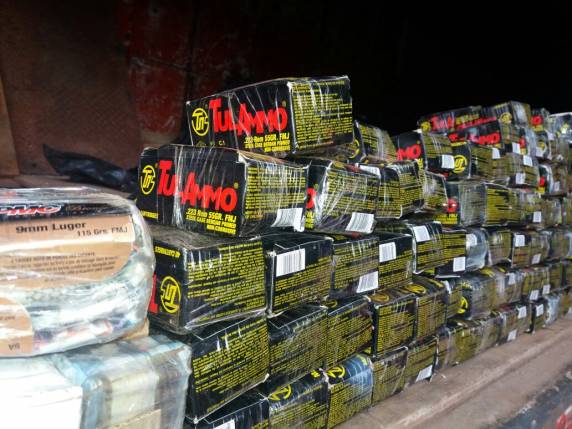 DENARC/PR impede entrada no Brasil de grande quantidade de armas e munições - foto 6