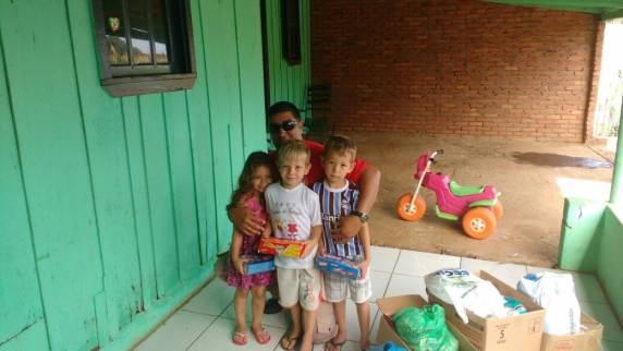 Bombeiros de Três de Maio fazem o Natal mais feliz para duas famílias da região; VEJA VÍDEO - foto 5