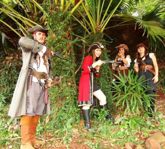 Pirata do Caribe desembarcaram em Porto Mauá - foto 2