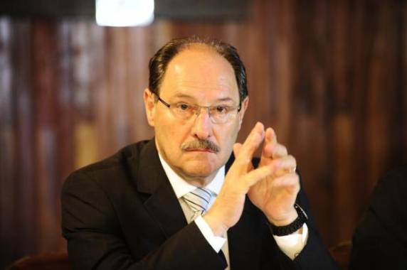 Primeira parcela do 13º e parte do 

salário de dezembro serão depositados no dia 29 de dezembro