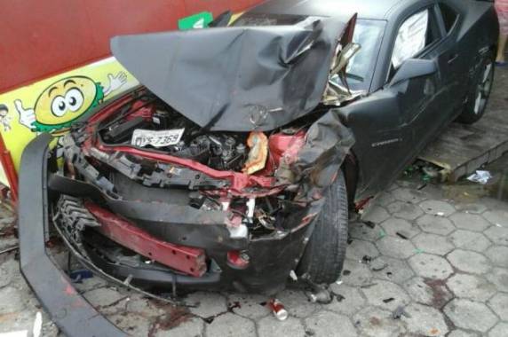 O motorista ainda não foi identificado e está foragido