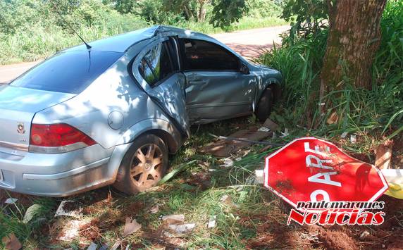 Mulher fica ferida depois de
uma saída de pista na RS-342 em Independência - foto 2