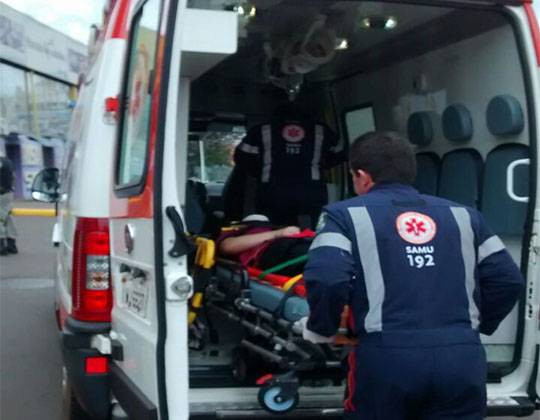 Casal de motociclistas fica ferido em acidente
no centro de Ijuí - foto 5