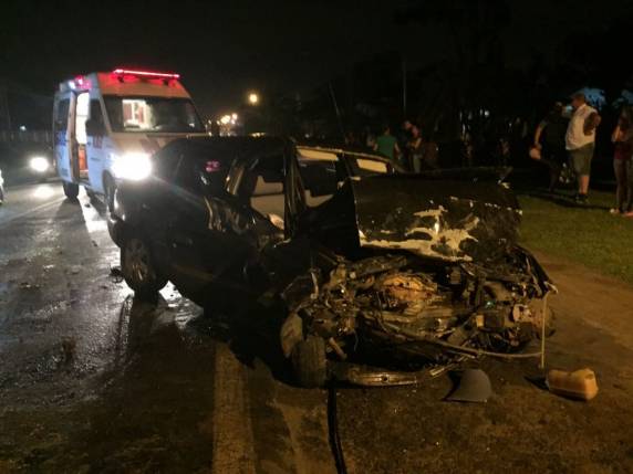 Entre os feridos, estão duas crianças de idades ainda não confirmadas
