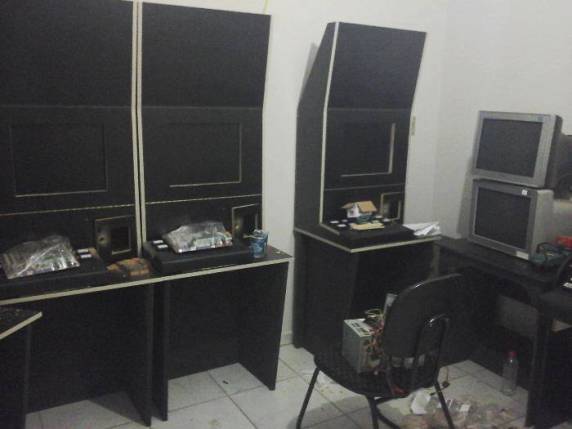 Polícia Militar descobre bingo clandestino em Balneário Camboriú - foto 5
