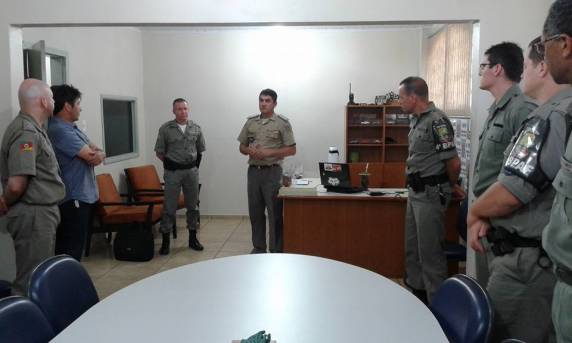 Policial Militar de Três de maio recebe homenagem no 4º BPAF - foto 5