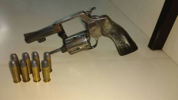 Brigada Militar prende indivíduo com arma de fogo em Santa Rosa - foto 3