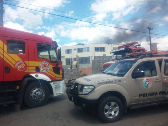 Detentos sofrem queimaduras em 

rebelião no Presídio de Lages - foto 4