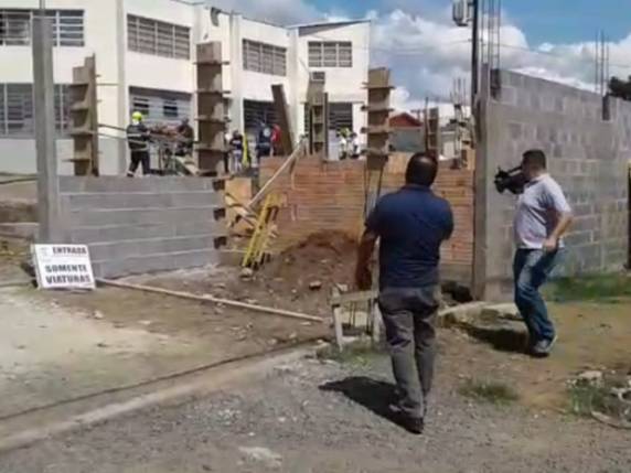 Detentos sofrem queimaduras em 

rebelião no Presídio de Lages - foto 2