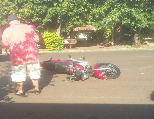 Motociclista fica
ferido em uma colisão próximo ao centro de Ijuí - foto 2