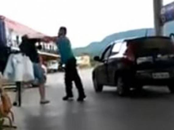 Próprio suspeito teria pedido para que um amigo filmasse a violência