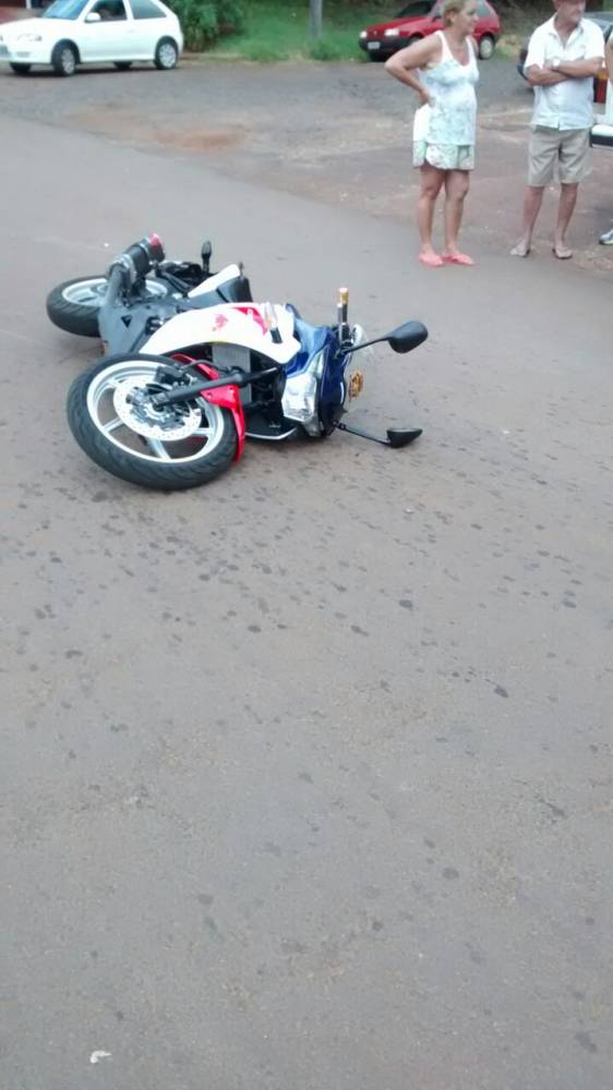 Motociclista fica ferido
depois de colidir com a moto em uma caminhonete, em Ijuí - foto 2