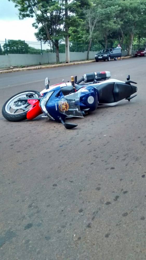 Motociclista fica ferido
depois de colidir com a moto em uma caminhonete, em Ijuí - foto 4