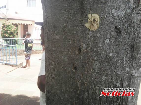 Assalto com refém no Banrisul de Redentora - foto 9