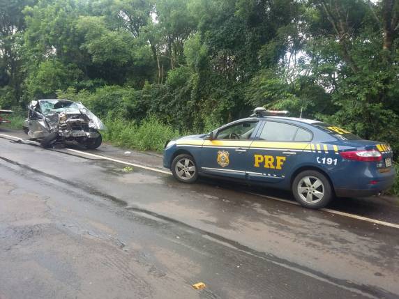 Acidente na BR 285 envolve quatro veículos e deixa uma pessoa morta e outras quatro feridas; VEJA VIDEO - foto 4
