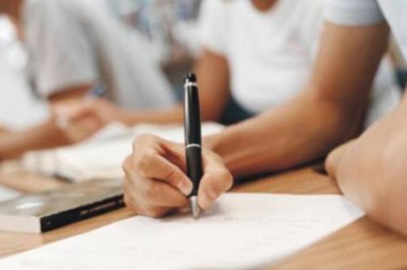 Oportunidades são nos setores de administração, saúde, educação e engrnharia civil