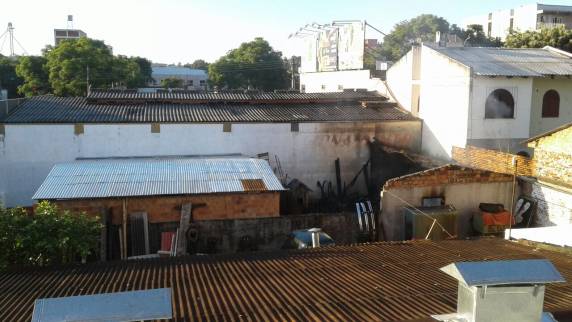 Incêndio é controlado
pelos bombeiros em Ijuí - foto 4