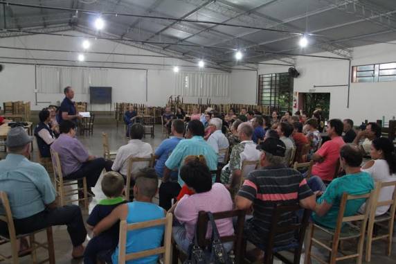 Comunidade de Progresso recebe a primeira reunião no interior de Três de Maio - foto 3