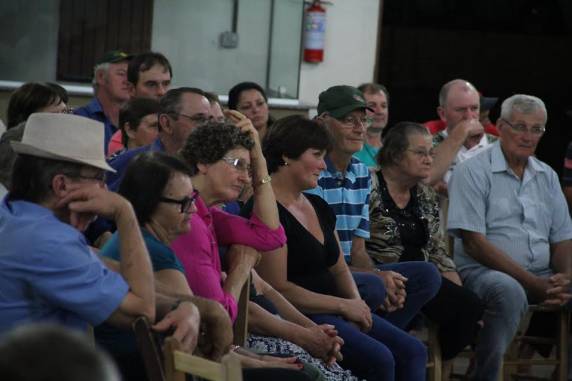 Comunidade de Progresso recebe a primeira reunião no interior de Três de Maio - foto 6