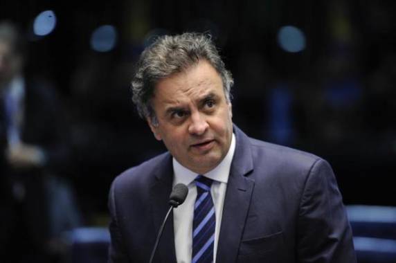Jatinho do senador 

solicitou prioridade ao Aeroporto de Cumbica, em Guarulhos