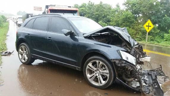 Colisão entre automóveis provoca uma morte na BR-282 em Xaxim - foto 5