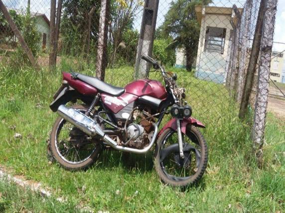 ondutor da moto foi levado pelos bombeiros ao hospital