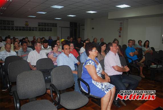 Audiência Pública debateu as consequências da PEC 287, em Três de
Maio - foto 3
