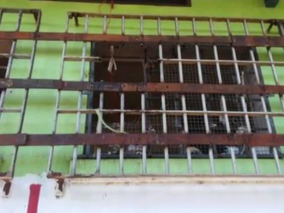 Fuga ocorreu na quinta-feira (23) após presos serrarem a grade da cela