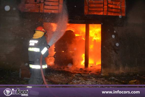 Bombeiros de Nonoai e FW combatem incêndio de grandes
proporções, em Planalto - foto 2